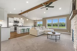603 Grouse Way, New Richmond, WI 54017 - Photo 5