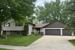 1814 Northern Heights Ln NE, Rochester, MN 55906 - Photo 1