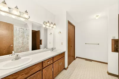 1814 Northern Heights Lane NE, Rochester, MN 55906 - Photo 15