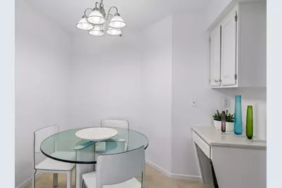 1201 Yale Place #809, Minneapolis, MN 55403 - Photo 13