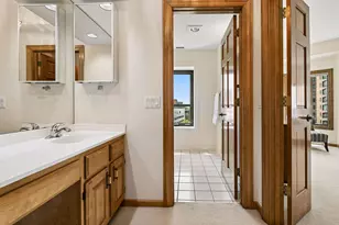 1201 Yale Pl, Minneapolis, MN 55403 - Photo 31