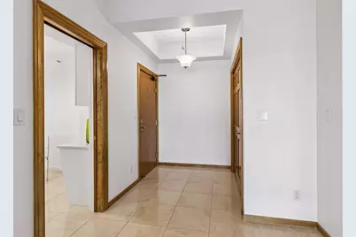 1201 Yale Place #809, Minneapolis, MN 55403 - Photo 3