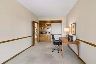 1201 Yale Pl, Minneapolis, MN 55403 - Photo 15