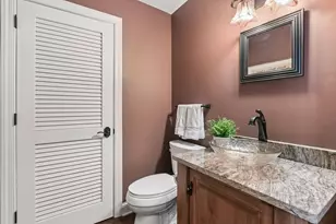 1201 Yale Pl, Minneapolis, MN 55403 - Photo 23
