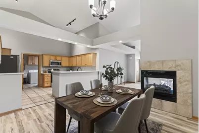 343 Appleblossom Lane E, Shakopee, MN 55379 - Photo 5