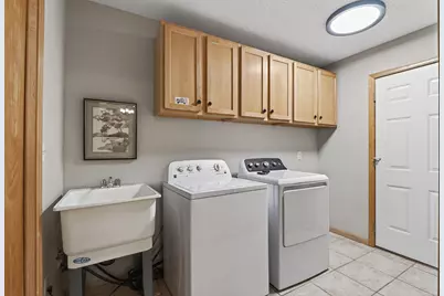 343 Appleblossom Lane E, Shakopee, MN 55379 - Photo 25