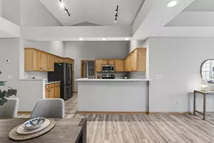 343 Appleblossom Ln E, Shakopee, MN 55379 - Photo 15