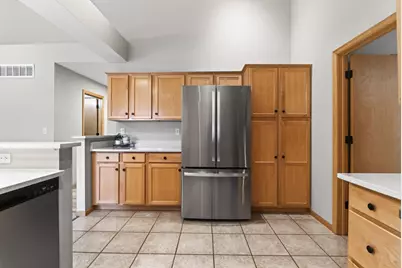 343 Appleblossom Lane E, Shakopee, MN 55379 - Photo 17