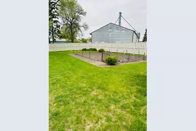 106 3rd Avenue W, Raymond, MN 56282 - Photo 3