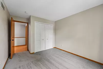 2744 Wagon Wheel Trail, Chaska, MN 55318 - Photo 27