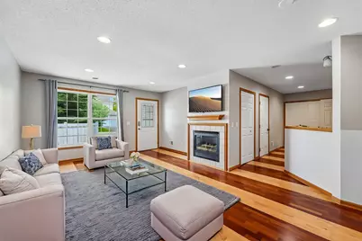 2744 Wagon Wheel Trail, Chaska, MN 55318 - Photo 11