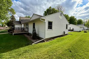 722 Adams Ave, Westbrook, MN 56183 - Photo 5