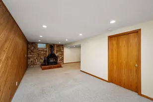 15408 Drexel Ct, Apple Valley, MN 55124 - Photo 13