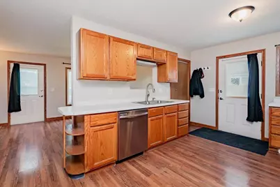 1001 18th Street S, Fargo,  58103 - Photo 7