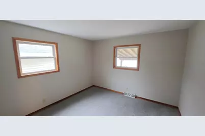 610 8th Avenue SW, Little Falls, MN 56345 - Photo 11