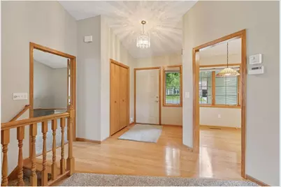 10025 Northwood Lane N, Brooklyn Park, MN 55443 - Photo 3