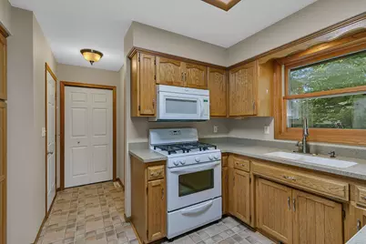 1812 Haller Way, Saint Cloud, MN 56301 - Photo 21