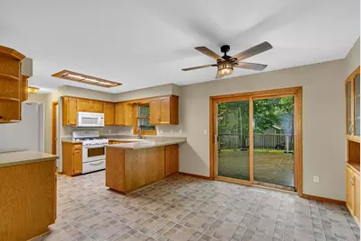 1812 Haller Way, Saint Cloud, MN 56301 - Photo 17