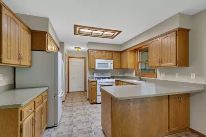 1812 Haller Way, Saint Cloud, MN 56301 - Photo 19