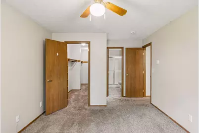 5447 Babcock Trail #S206, Inver Grove Heights, MN 55077 - Photo 11