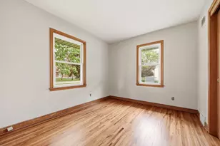 1015 Dionne St, Roseville, MN 55113 - Photo 19
