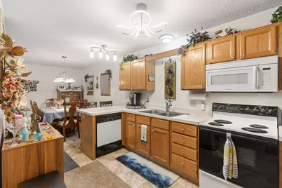 7036 49th Street N, Oakdale, MN 55128 - Photo 9