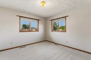 1203 22nd Ave SW, Austin, MN 55912 - Photo 29