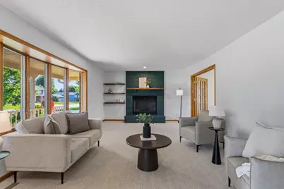 1203 22nd Avenue SW, Austin, MN 55912 - Photo 5