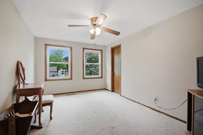2000 9th Street SW, Austin, MN 55912 - Photo 25