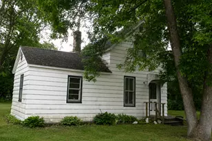 712 5th St NE, Little Falls, MN 56345 - Photo 1