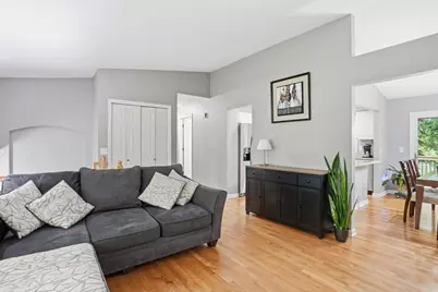 15074 Woodhill Trail, Eden Prairie, MN 55346 - Photo 5