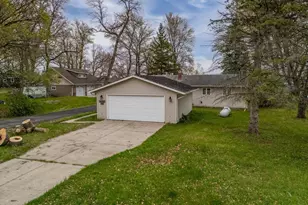 22465 Seifert Beach Rd, Pelican Rapids, MN 56572 - Photo 15