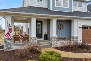 710 Crest Curve, Hudson, WI 54016 - Photo 9