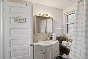 675 Lowry Ave NE, Minneapolis, MN 55418 - Photo 11