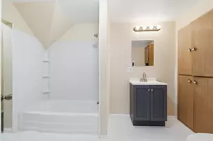 256 Rose Ave W, Saint Paul, MN 55117 - Photo 17