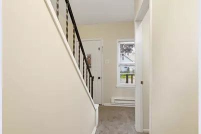 256 Rose Avenue W, Saint Paul, MN 55117 - Photo 5
