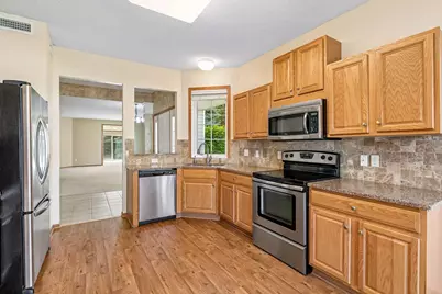 1692 Oakbrooke Way, Eagan, MN 55122 - Photo 13