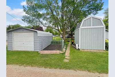 2760 Oak Avenue, Slayton, MN 56172 - Photo 15