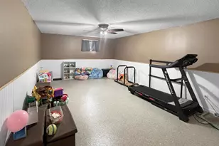 2760 Oak Ave, Slayton, MN 56172 - Photo 9