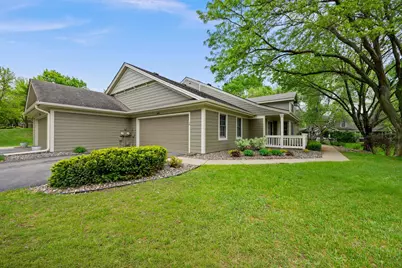 809 Ivy Lane, Eagan, MN 55123 - Photo 1