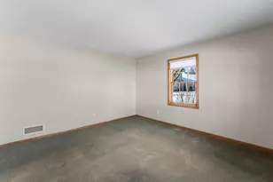 809 Ivy Ln, Eagan, MN 55123 - Photo 25