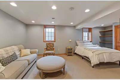 9024 47 1/2 Avenue N, New Hope, MN 55428 - Photo 9