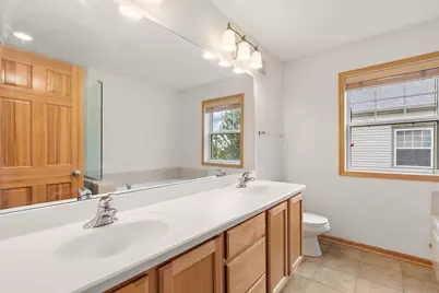 8262 Labont Way #5, Eden Prairie, MN 55344 - Photo 19