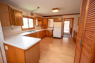 207 Daisy Avenue W, Pillager, MN 56473 - Photo 5
