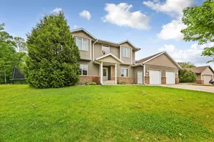 1540 Greenleaf Rd, Owatonna, MN 55060 - Photo 1