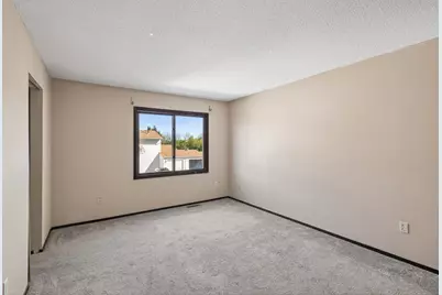 605 Portland Drive E, Burnsville, MN 55337 - Photo 25