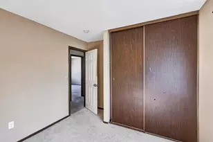 605 Portland Dr E, Burnsville, MN 55337 - Photo 29