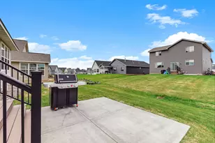 2080 Ridgepointe Dr, Hastings, MN 55033 - Photo 33