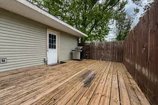 5250 W 9th St, Winona, MN 55987 - Photo 15