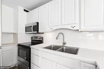 19 1st Street S #B908, Minneapolis, MN 55401 - Photo 27
